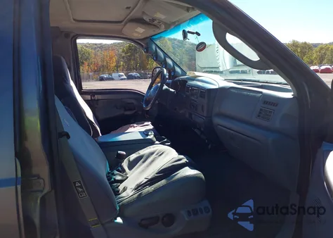 2003 Ford F-350 Lariat/Xl/Xlt from USA, damaged, VIN 1FTSW31P73EC09828